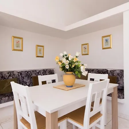 Flores 5 - Two Bed Apartamento