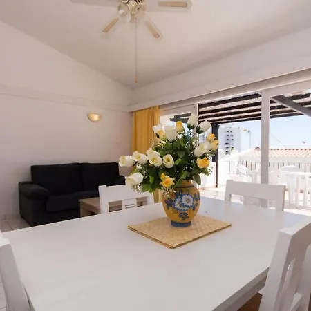 Apartamento Flores 5 - Two Bed Playa Feñabe