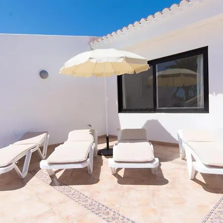 Flores 5 - Two Bed Apartament Playa Feñabe
